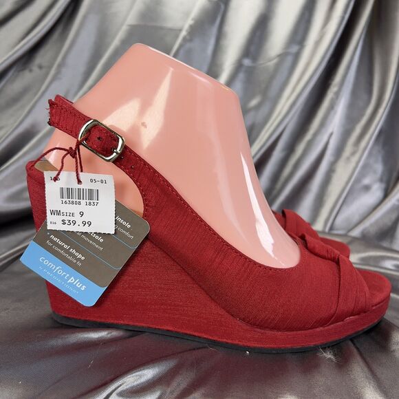 Comfort Plus Predictions Women’s 9  Wedge Slingback Sandals Red Summer Heels NEW - Picture 3 of 14